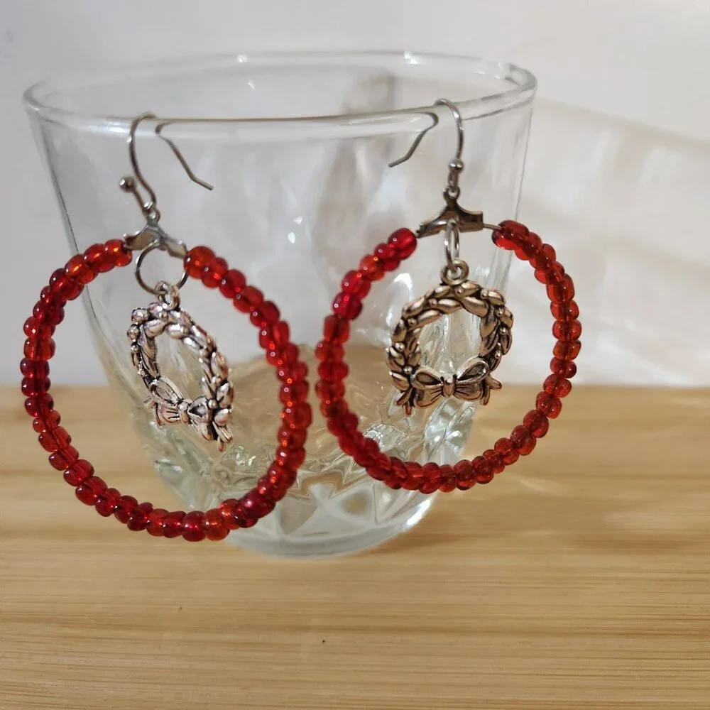 Hand Crafted Pierced Earrings Hoop Christmas Wreath Red Silver